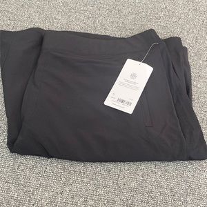 Athleta Brooklyn Bermuda Short Size 20